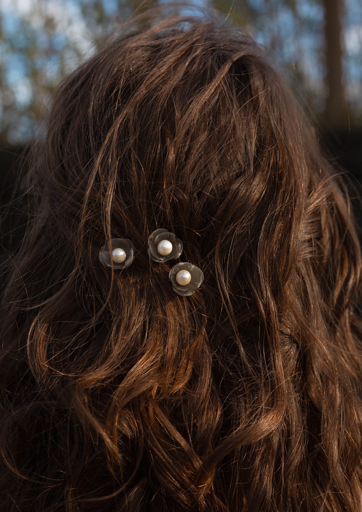 Celia Delicate Pearl Daisy Pins