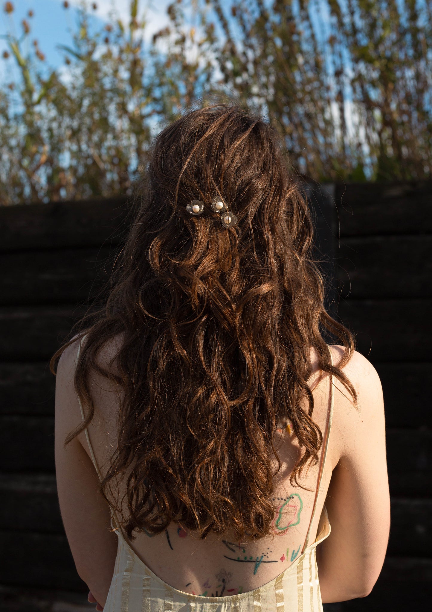 Celia Delicate Pearl Daisy Pins